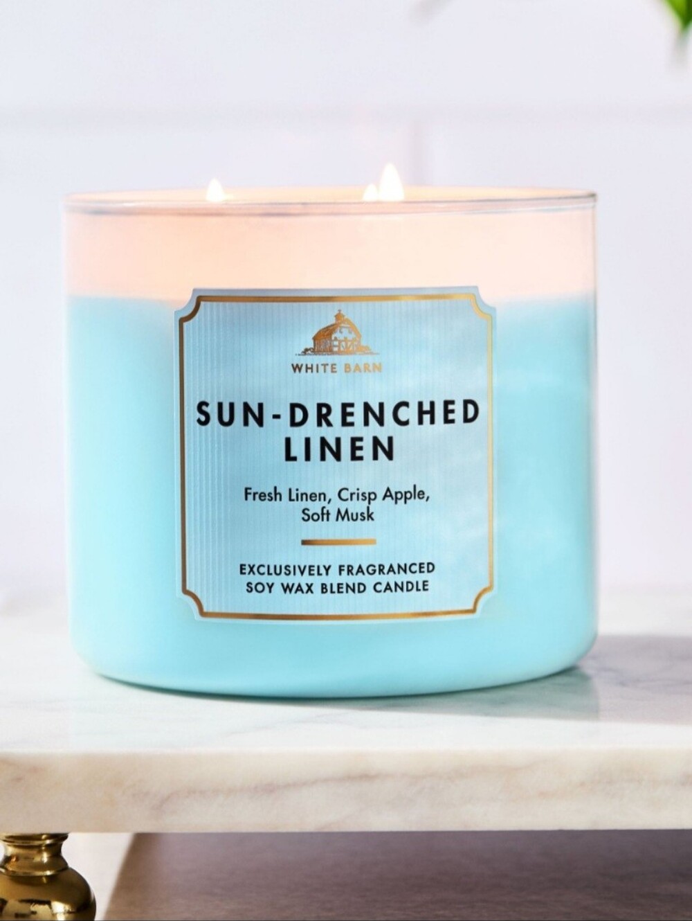 BATH & BODY WORKS 3-Wick Candle Sun-Drenched Linen